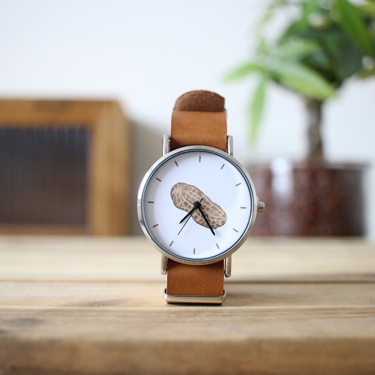 びとbito - Handicraft Watch 日本手工錶 - 花生