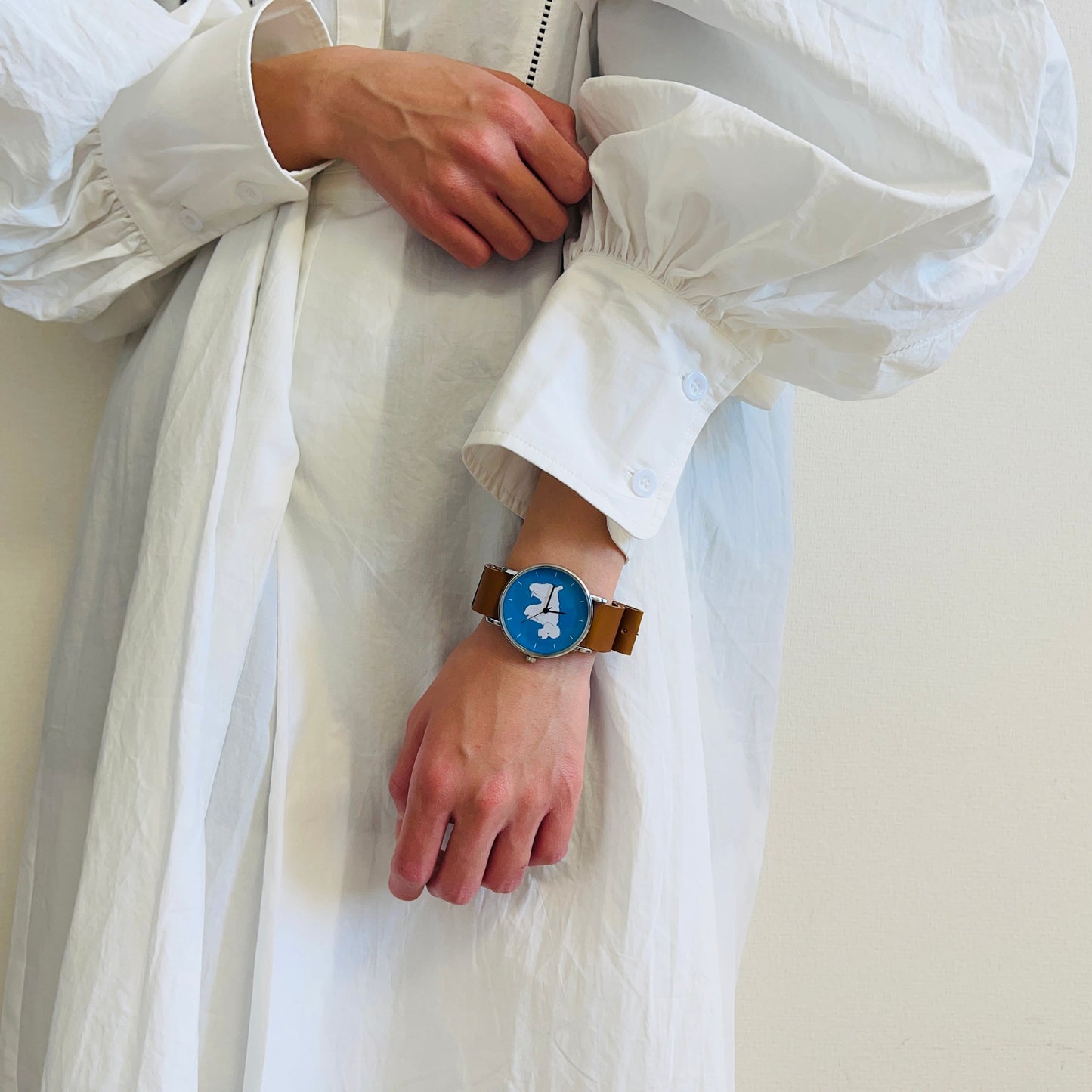 びとbito - Handicraft Watch 日本手工錶 - 貴婦狗 (藍底)