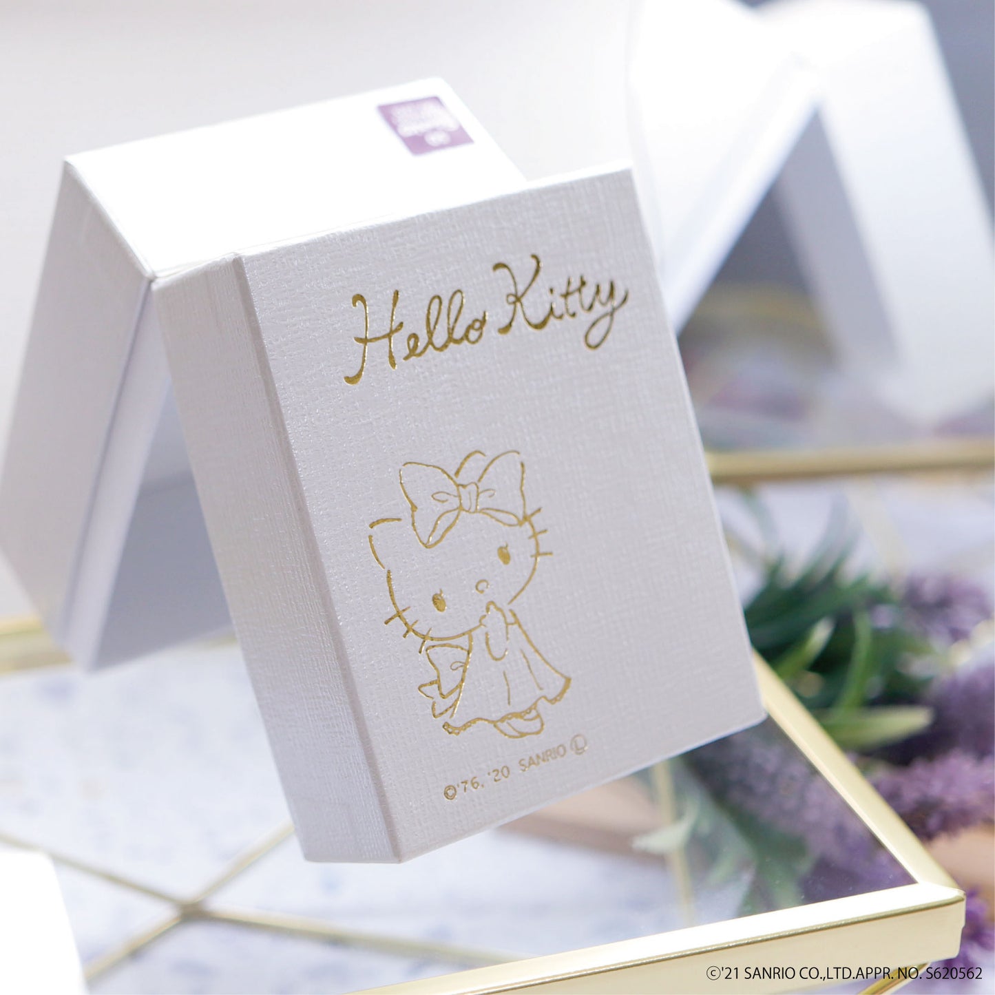 Hello Kitty 暗花珍珠手錶連禮盒 女裝