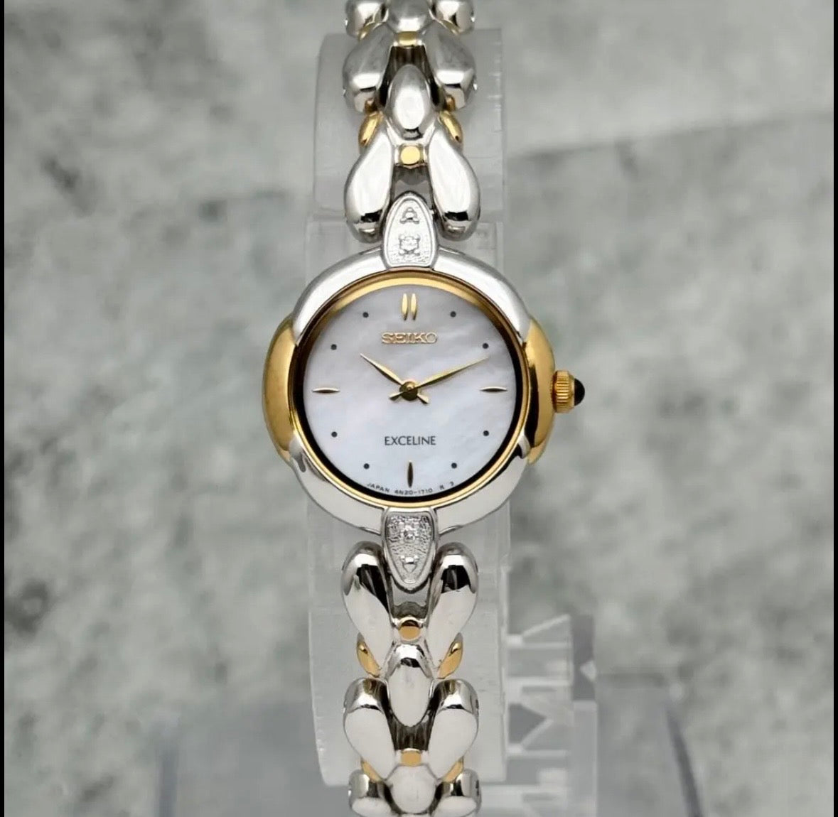 Vintage Seiko Exceline Quartz Lady Watch