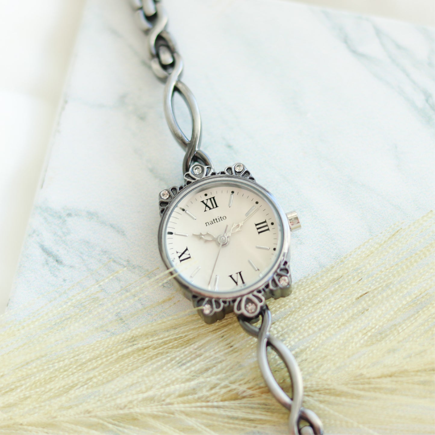 [再次登場!] Elegant & Classic Frame Bracelet Watch 女裝 復古畫框手鏈錶